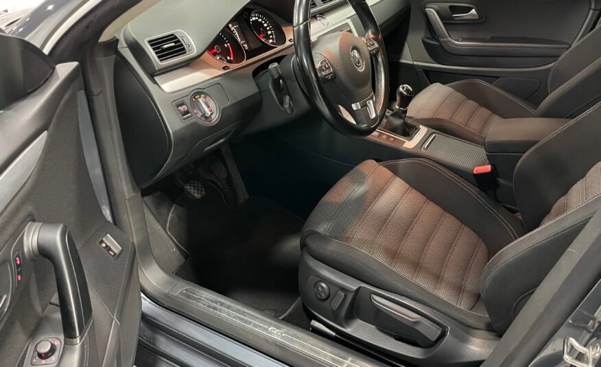 VOLKSWAGEN Passat CC 2.0TDi 140cv