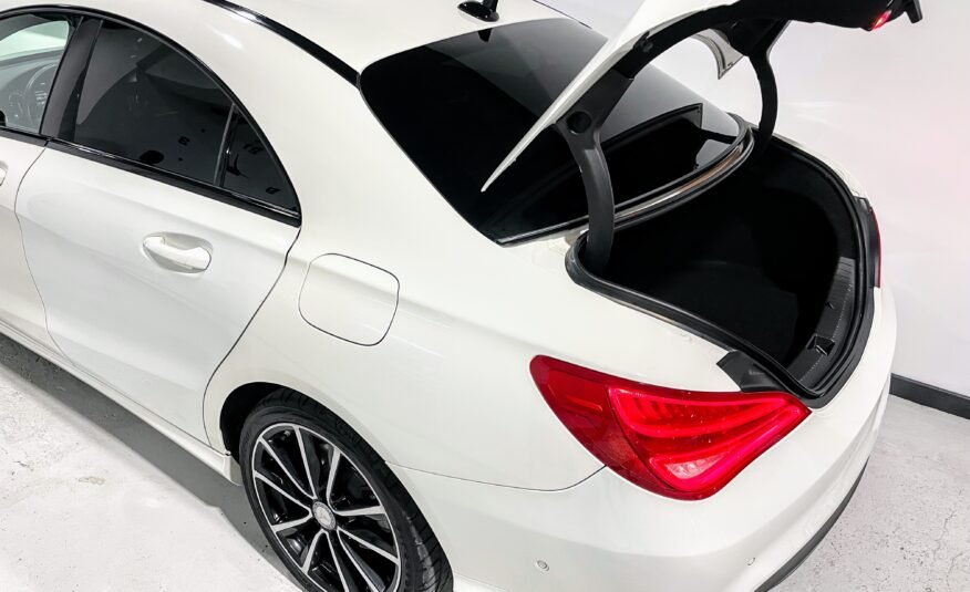 MERCEDES-BENZ CLA 180