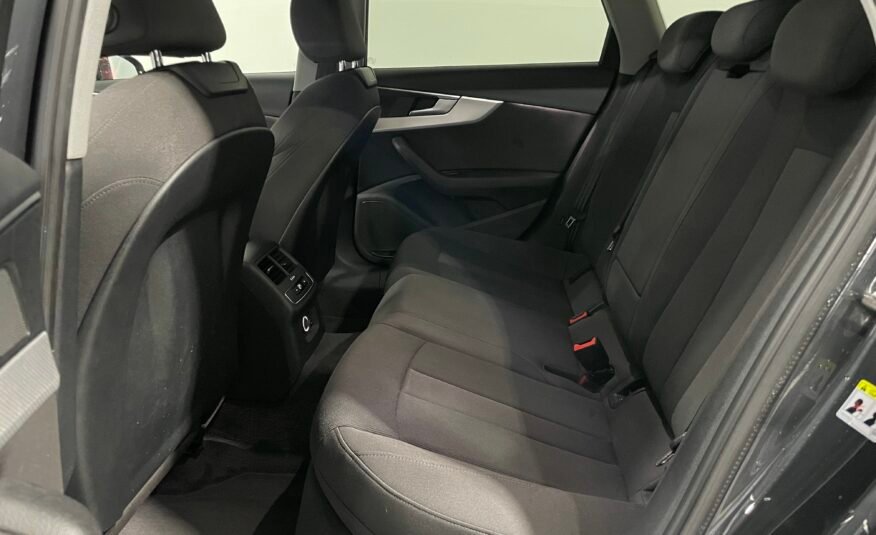 AUDI A4 Avant 35TFSI SLINE