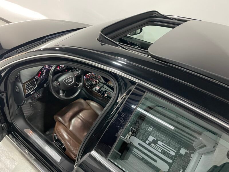AUDI A8 3.0TDi Clean Quattro Tiptronic