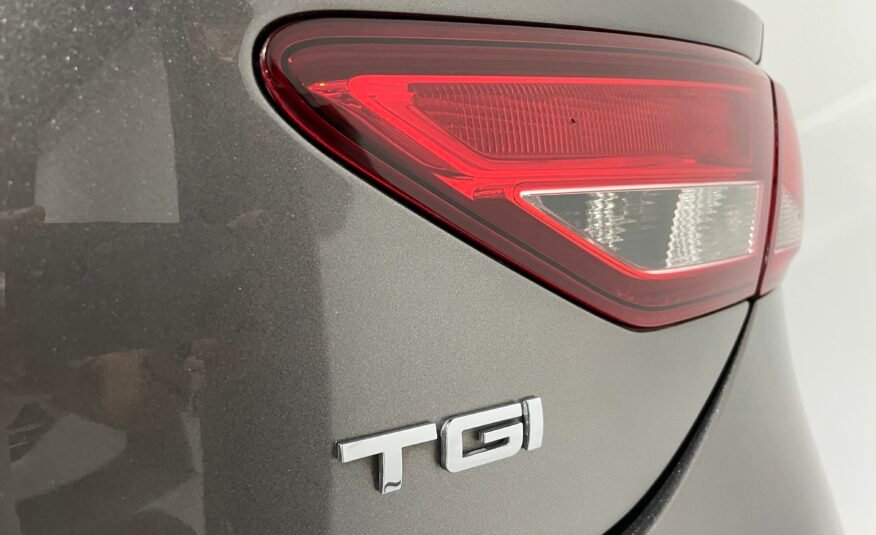 SEAT LEON 1.4TGi 110cv GNC