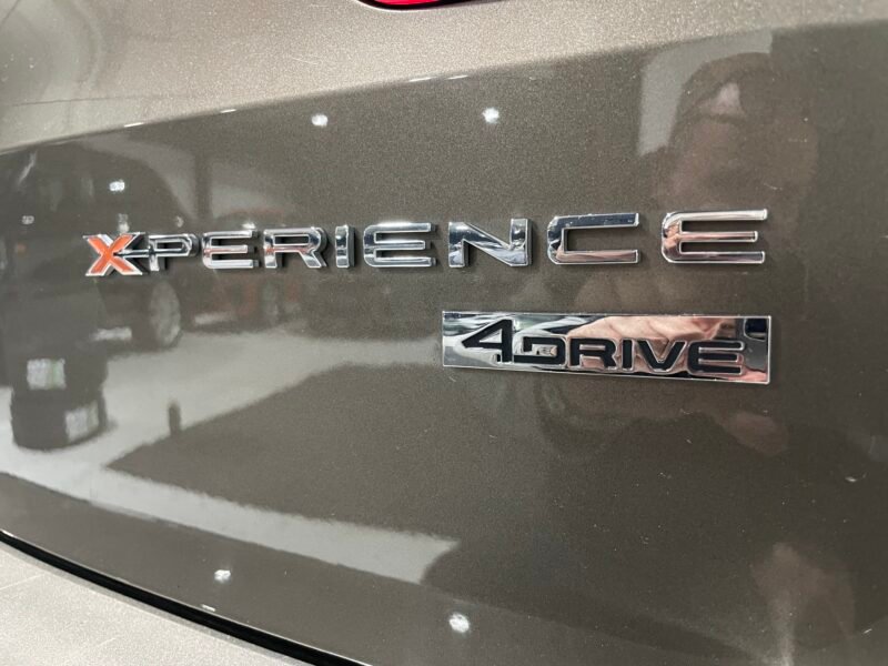 SEAT LEON ST 2.0TDi 184 Xperience DSG 4Motion