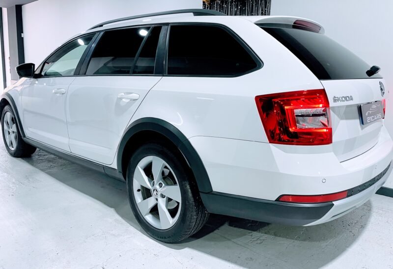 SKODA Octavia Scout 2.0TDi 150 4×4