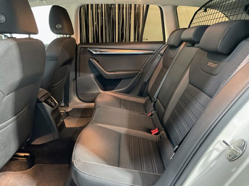 SKODA Octavia Scout 2.0TDi 150 4×4