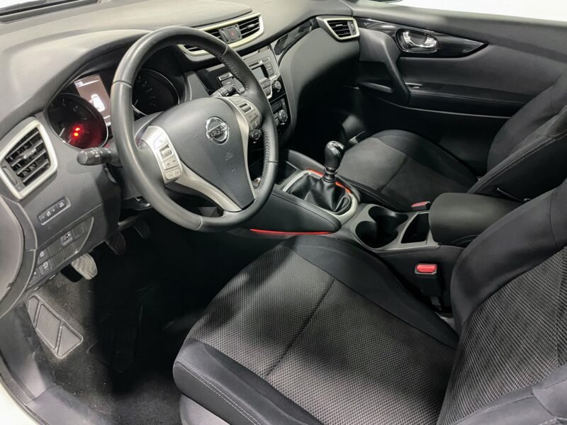 NISSAN Qashqai 1.2 DiG-T