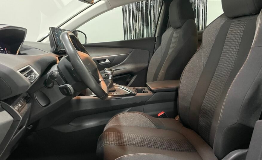 PEUGEOT 3008 1.5 BlueHDi