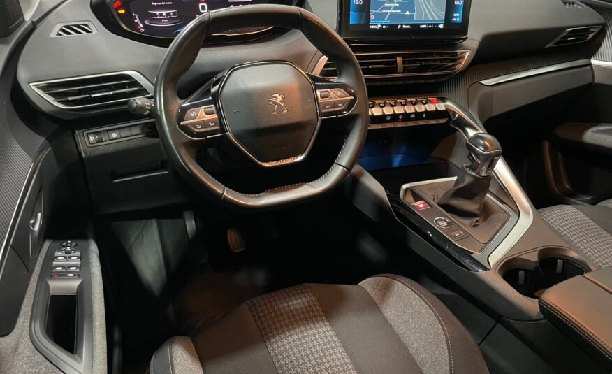 PEUGEOT 3008 1.5 BlueHDi
