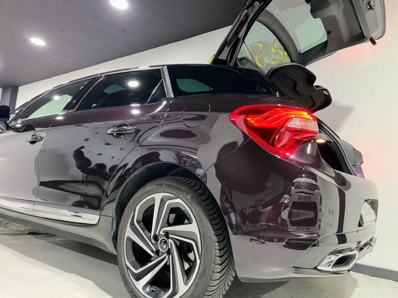 DS 5 2.0HDi 180 Sport Chic