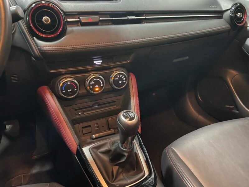 MAZDA CX3 2.0i Skyactiv Luxury