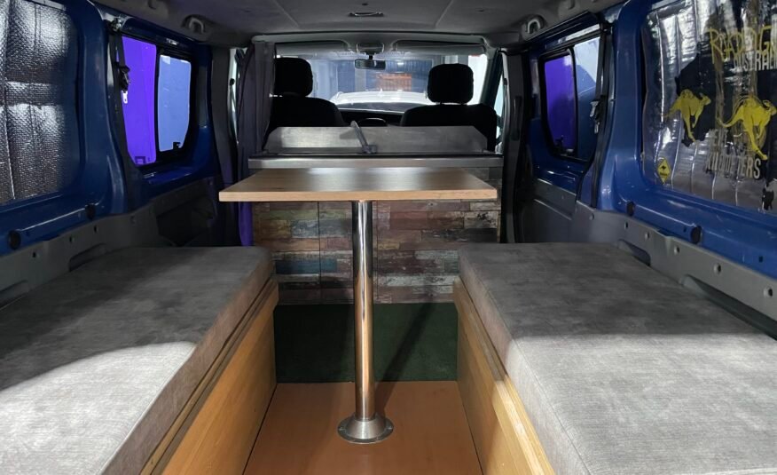 OPEL Vivaro 2.5 CDTi 135 CV CAMPER