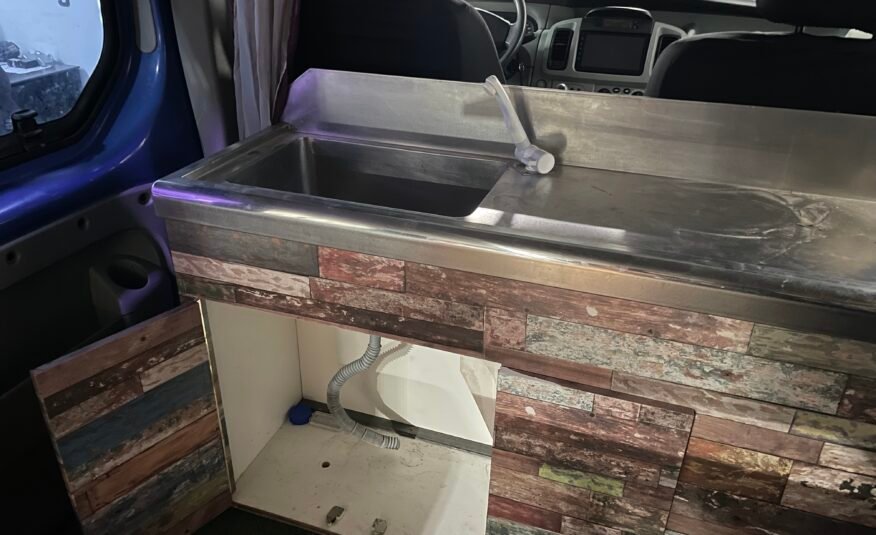 OPEL Vivaro 2.5 CDTi 135 CV CAMPER