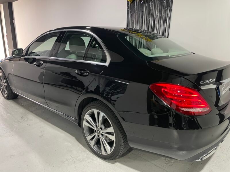 MERCEDES-BENZ C 220d Avantgarde