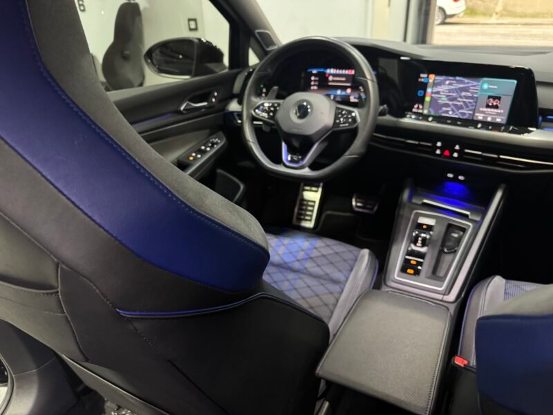 VOLKSWAGEN Golf 2.0TSI R 320cv 4Motion