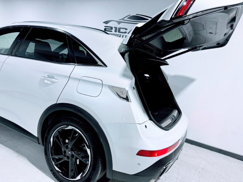 DS 7 E-Tense 4×4 Opera