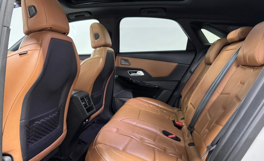 DS 7 E-Tense 4×4 Opera