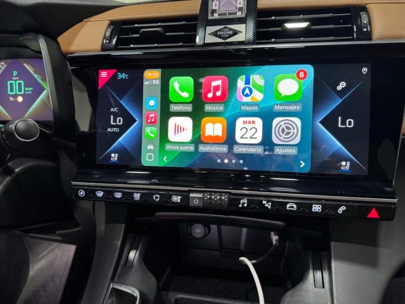 DS 7 E-Tense 4×4 Opera