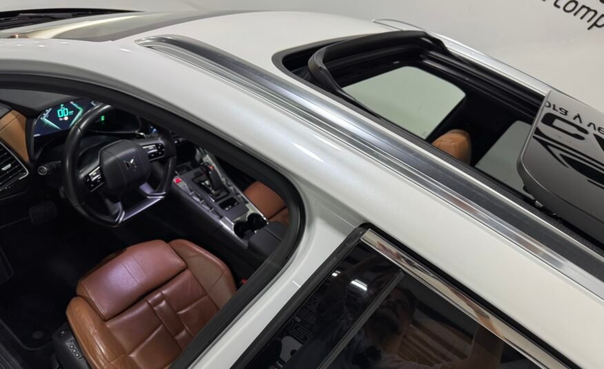 DS 7 E-Tense 4×4 Opera