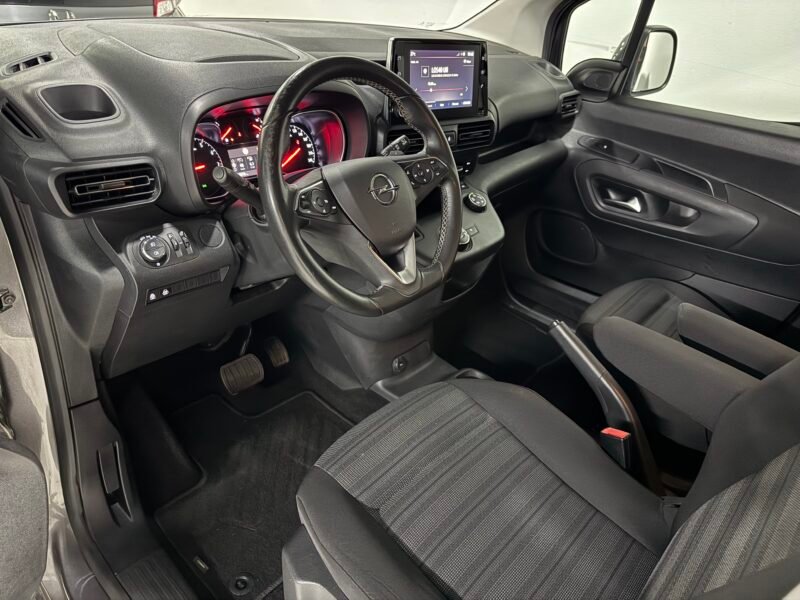 OPEL Combo 1.5TD 130cv Innovation Automática