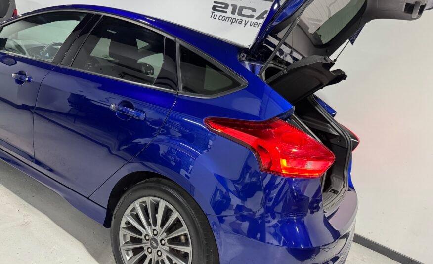 FORD Focus 1.0 EcoBoost ST-LINE