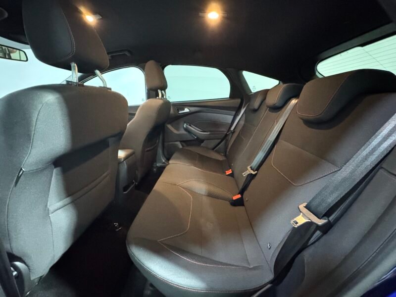 FORD Focus 1.0 EcoBoost ST-LINE