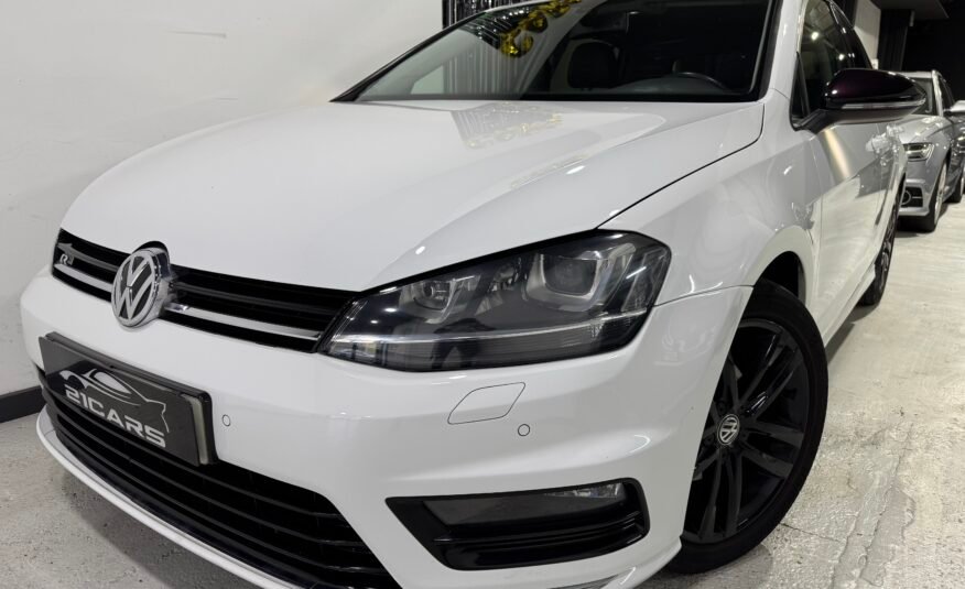 VOLKSWAGEN Golf 1.6TDi R-Line