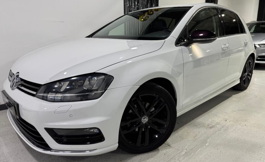VOLKSWAGEN Golf 1.6TDi R-Line