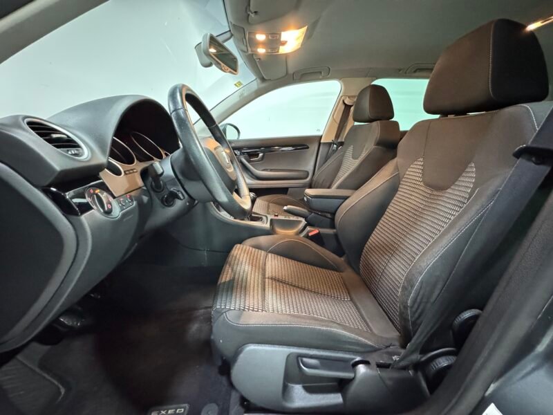 SEAT Exeo ST 2.0TDi 143cv SPORT