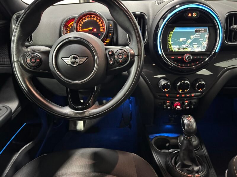 MINI COUNTRYMAN Cooper D 150cv Auto