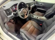 VOLVO V60 B4 Momentum