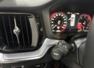 VOLVO V60 B4 Momentum