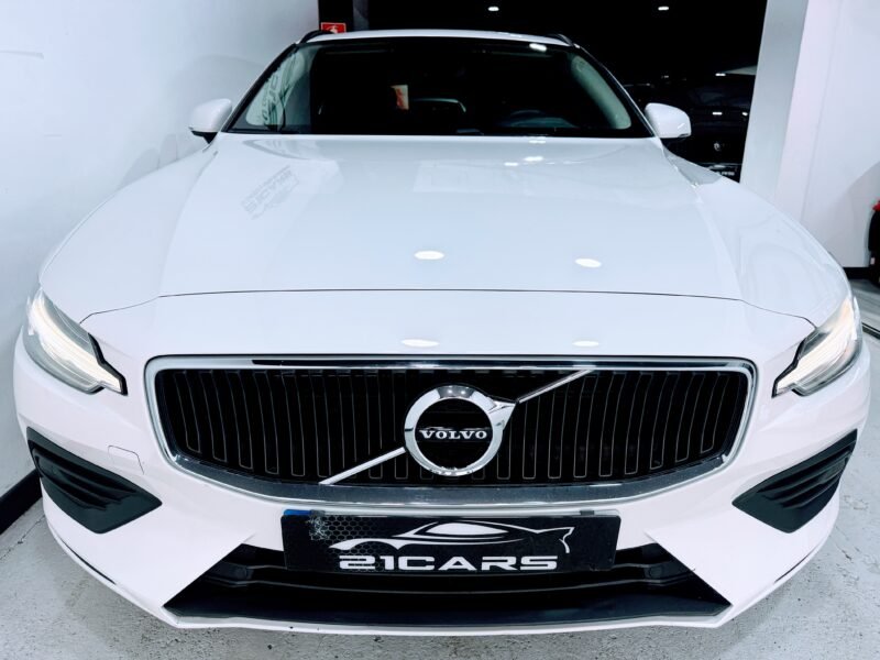 VOLVO V60 B4 Momentum