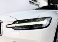 VOLVO V60 B4 Momentum