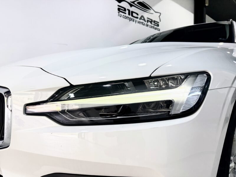 VOLVO V60 B4 Momentum