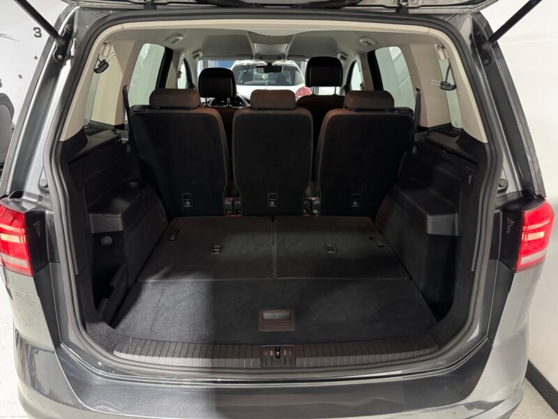 VOLKSWAGEN Touran 2.0TDi 150 Sport 7 Plazas