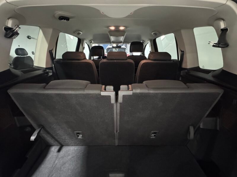 VOLKSWAGEN Touran 2.0TDi 150 Sport 7 Plazas