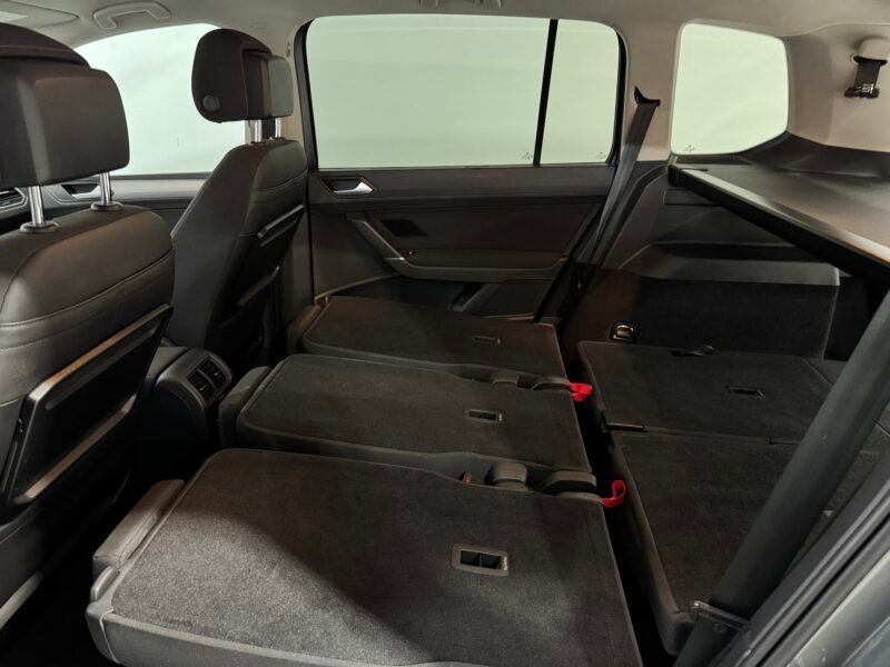 VOLKSWAGEN Touran 2.0TDi 150 Sport 7 Plazas