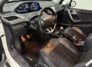 Peugeot 2008 1.6HDi 120 Allure