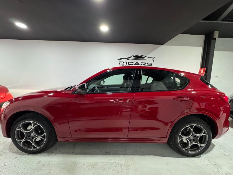 ALFA ROMEO STELVIO 2.2JTDM 210 Q4