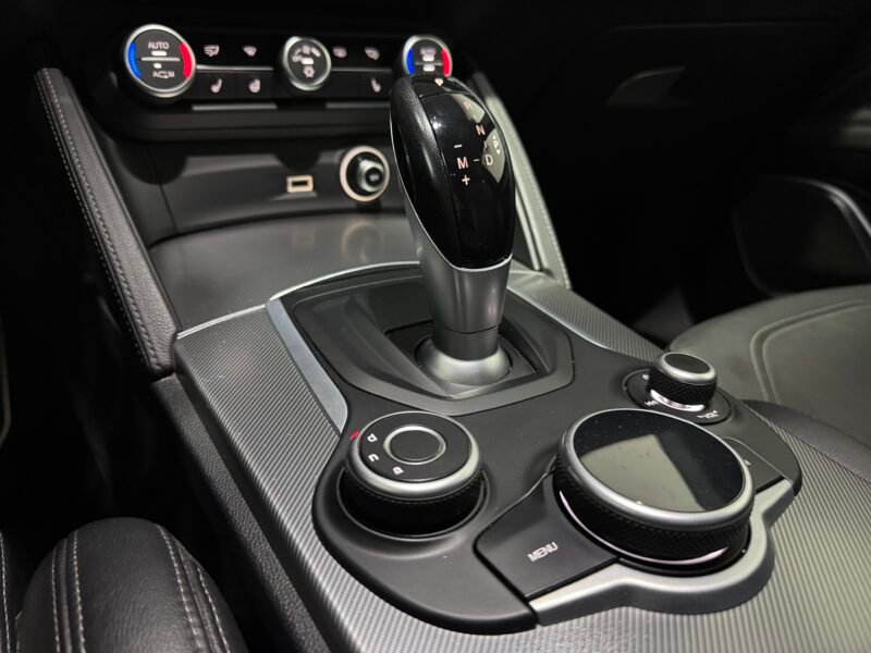ALFA ROMEO STELVIO 2.2JTDM 210 Q4
