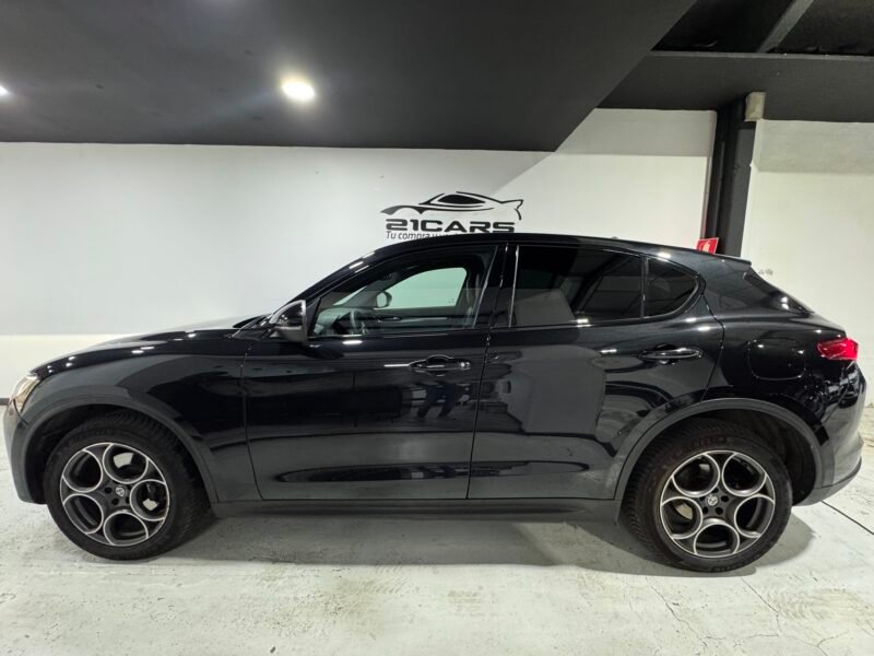 ALFA ROMEO STELVIO 2.2JTDM 210 Q4